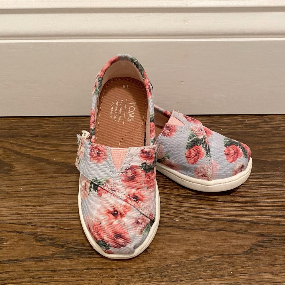 Toddler floral Toms